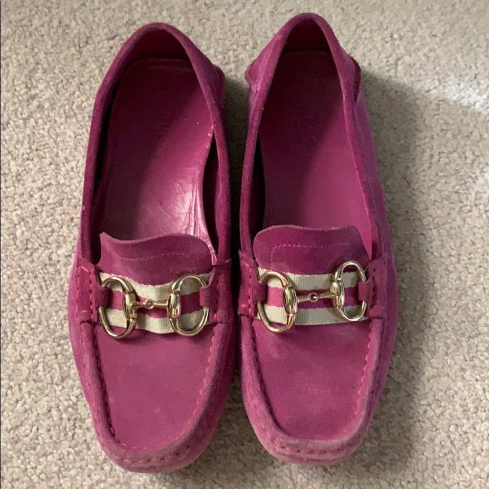 Gucci pink driving moccasins